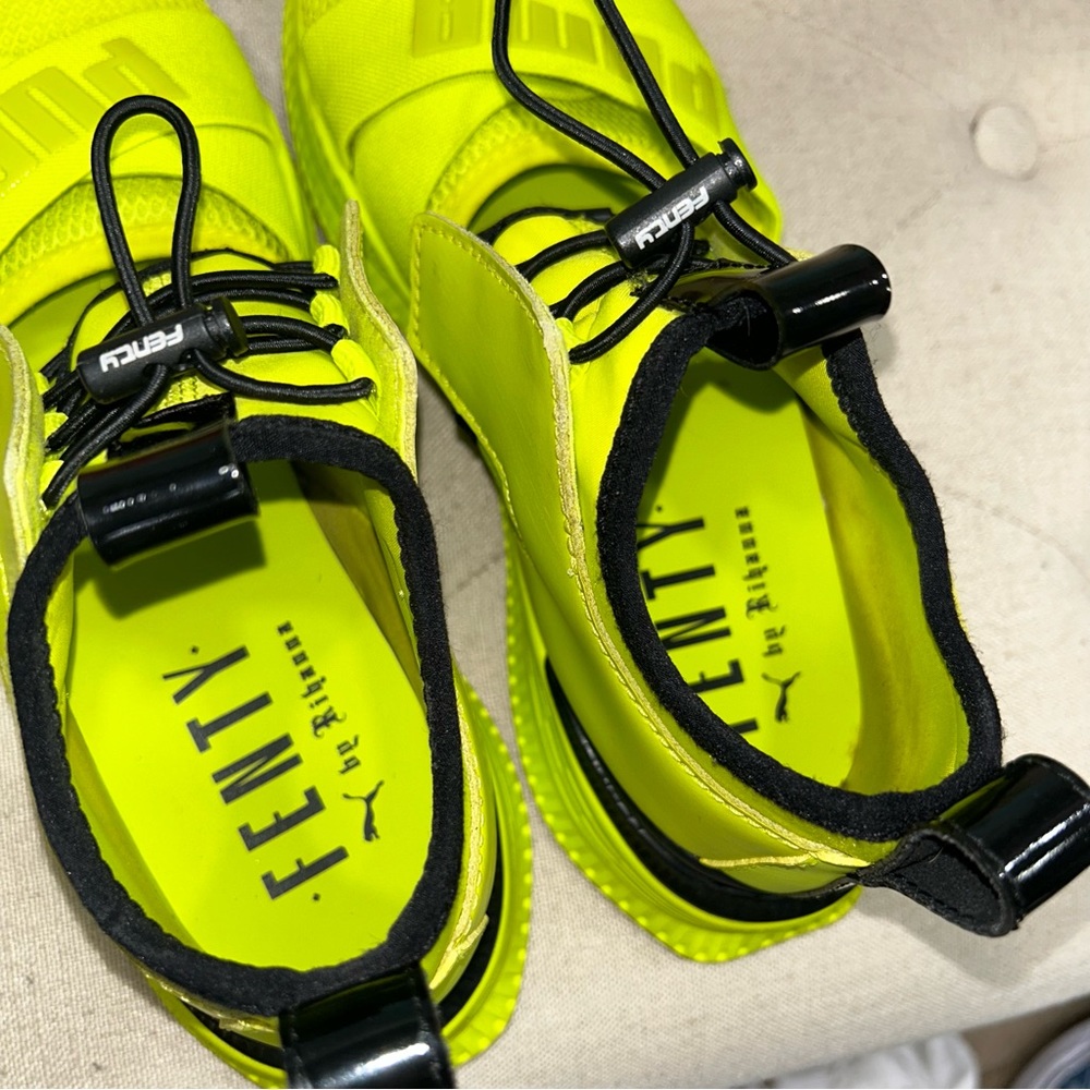 Puma By Rihanna Womens Lemon Neon Avid Athleisure Lifestyle Fashion Sneakers - Picture 9 of 13